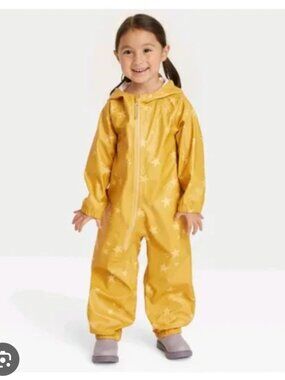 ⭐🌧️ Cat & Jack Rainsuit – Mustard Yellow with Stars – Size 4T 🌧️⭐
